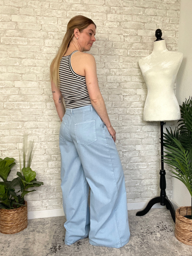 Ostra Wide-Leg Trouser Baby Blue