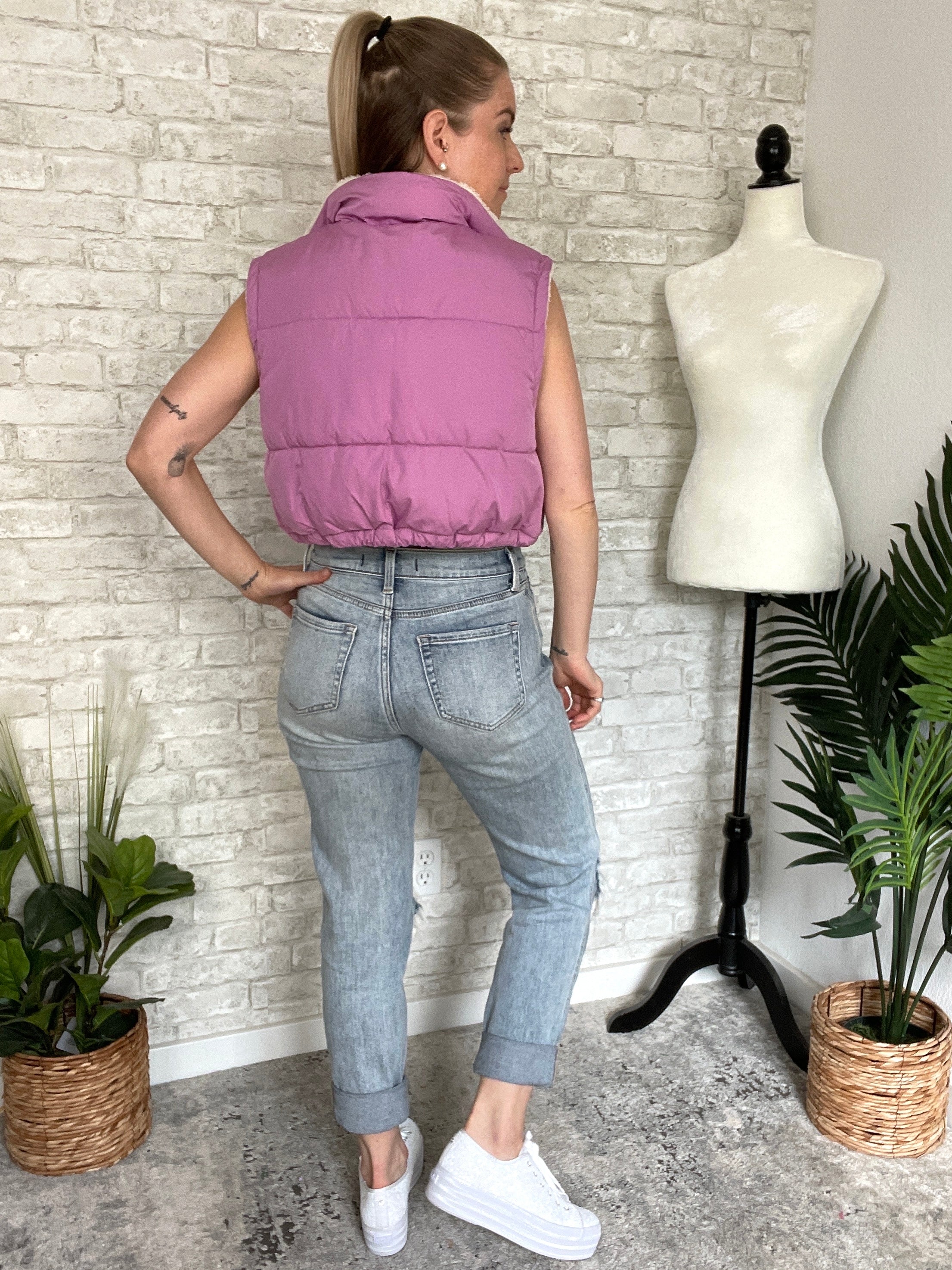 Paige Reversible Cropped Vest Light Pink – Electric Dream Boutique