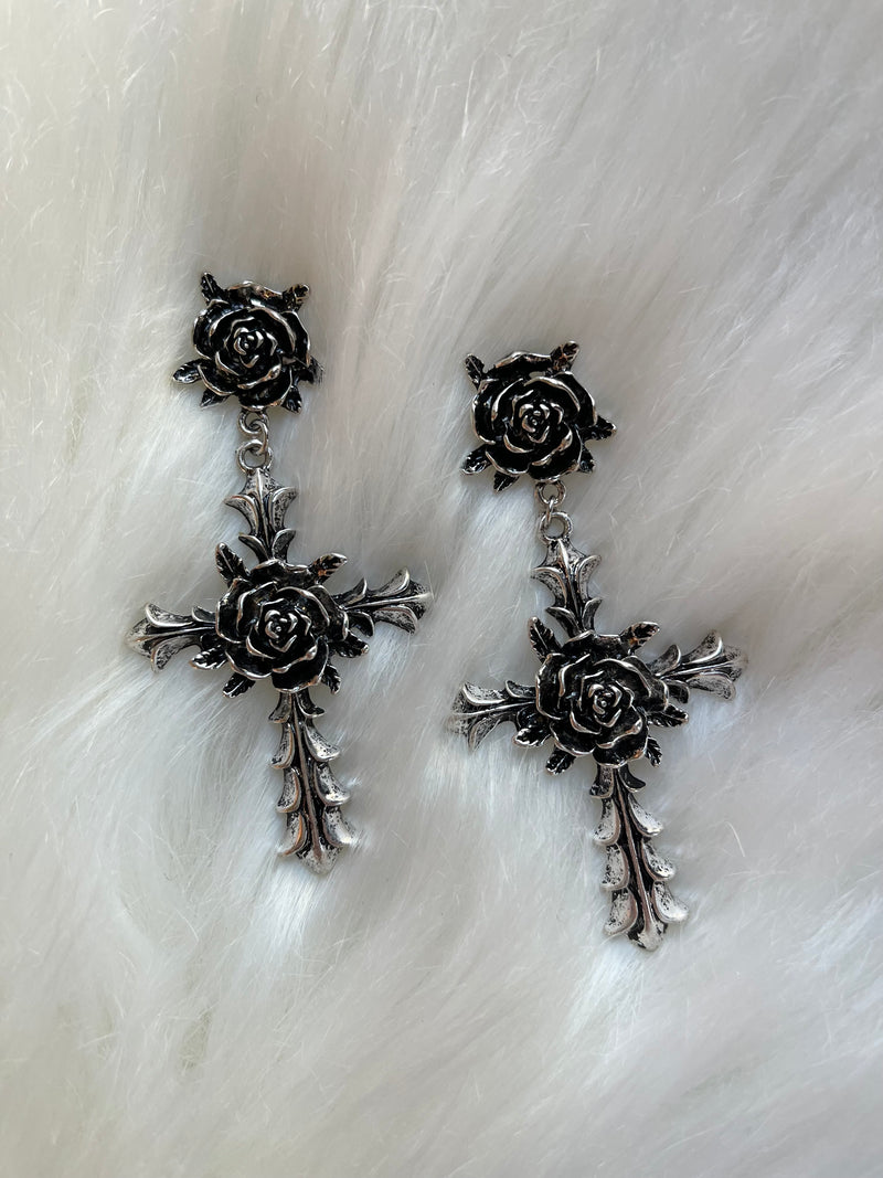 Anastasia Dark Rose Earring