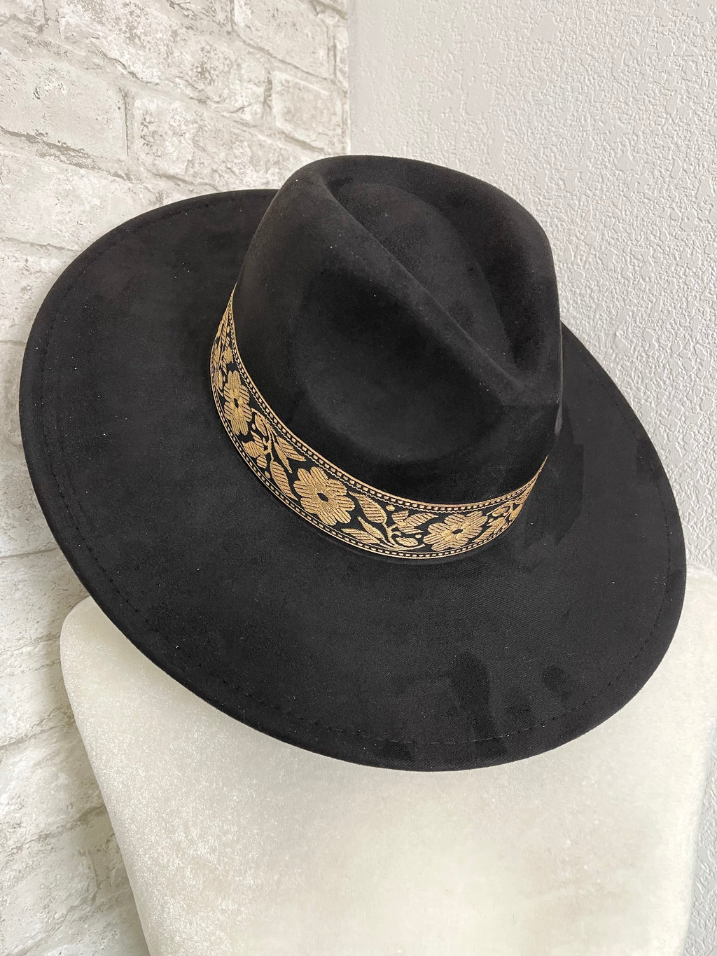 Willa Flower Band Black Wide Brim