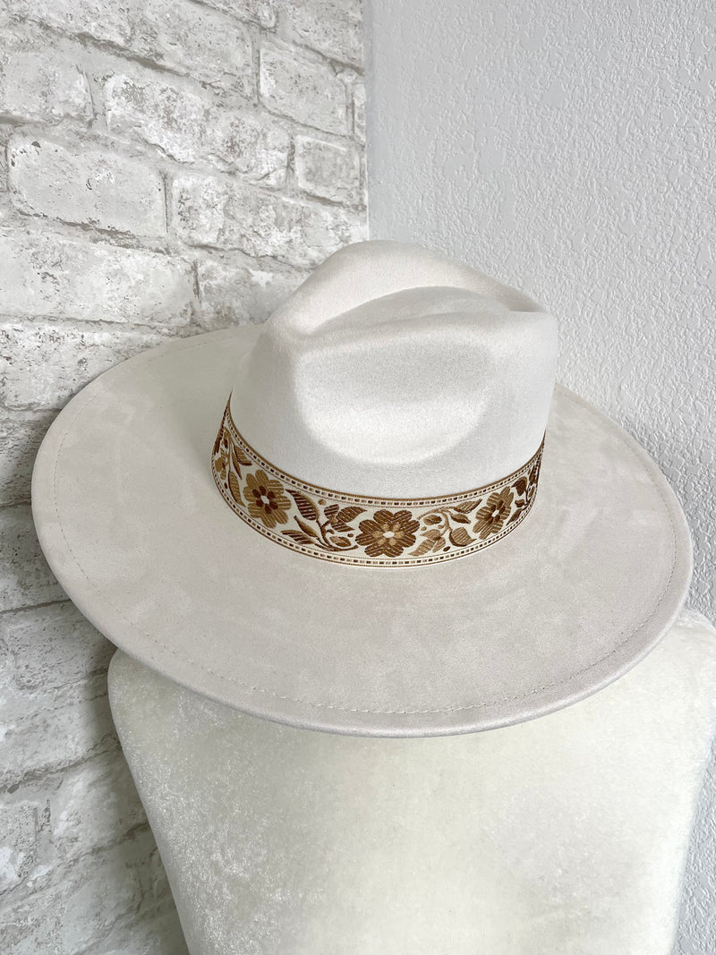 Willa Flower Band Ivory Wide Brim