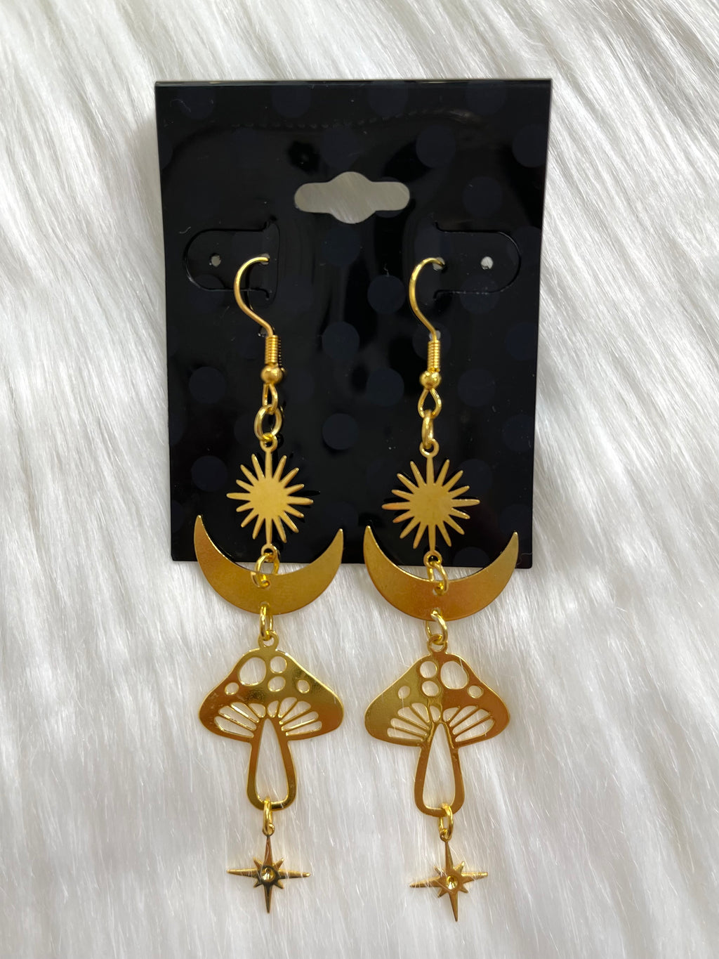 Magical Mushroom Earring Gold